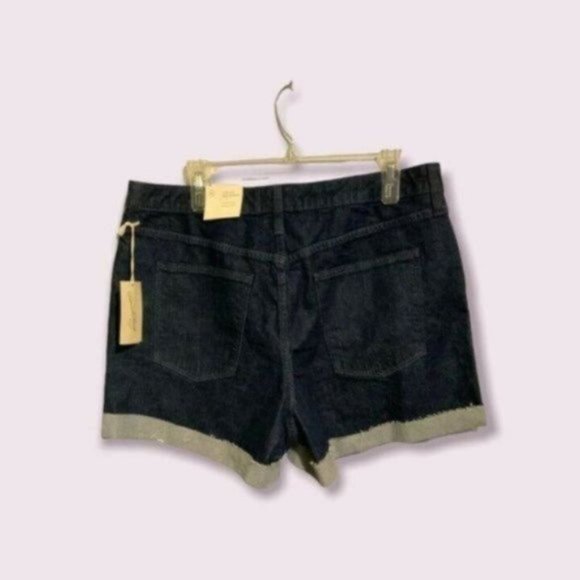 Size 2 Universal Thread Cut Off Shorts Waist 26R Blue Jean Denim Distressed Fray - Picture 3 of 4